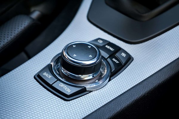 Multimédia d'occasion : la solution économique et durable !