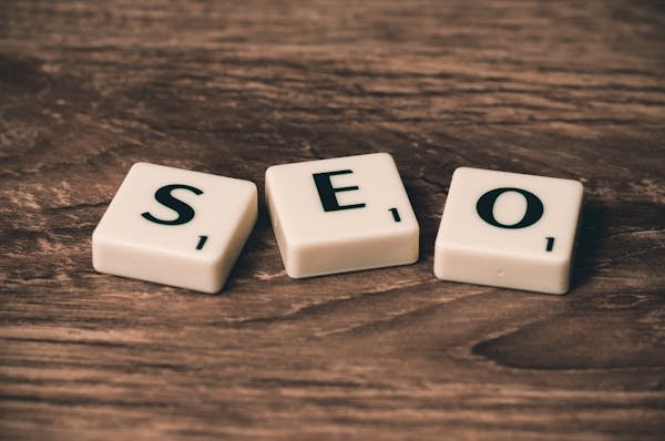 Optimisez votre refonte de site internet avec une agence seo